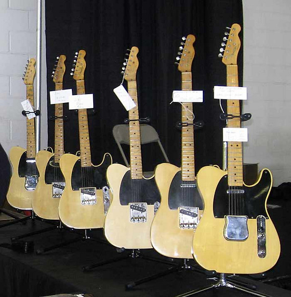 Fender_Telecaster_guitars
